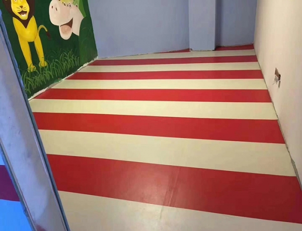 無(wú)甲醛兒童地板膠
